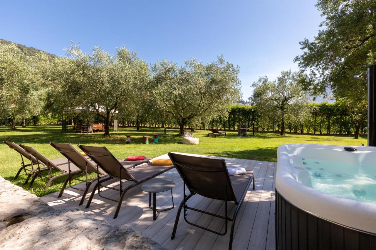 Lake House La Gemma Riva del Garda Luaran gambar